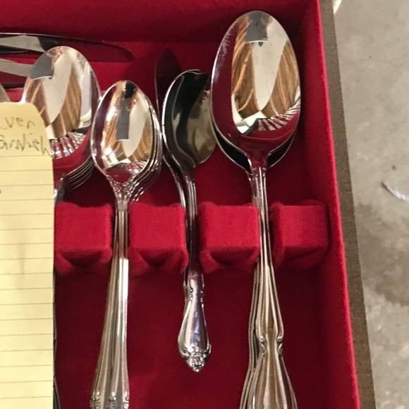 Oneida Kitchen Oneida 95 Piece Silverware Vintage In Case 0 Poshmark